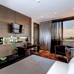 The View Luxury Bed & Breakfast